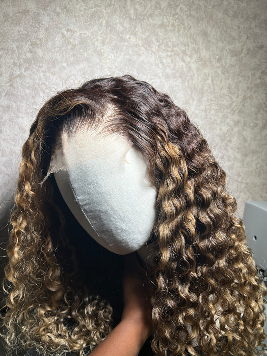 Sun Kissed Pineapple curls