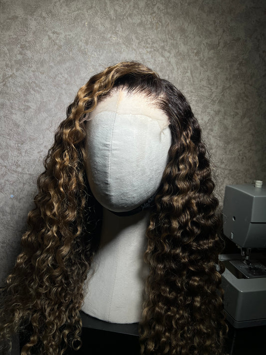 Sun Kissed Pineapple curls